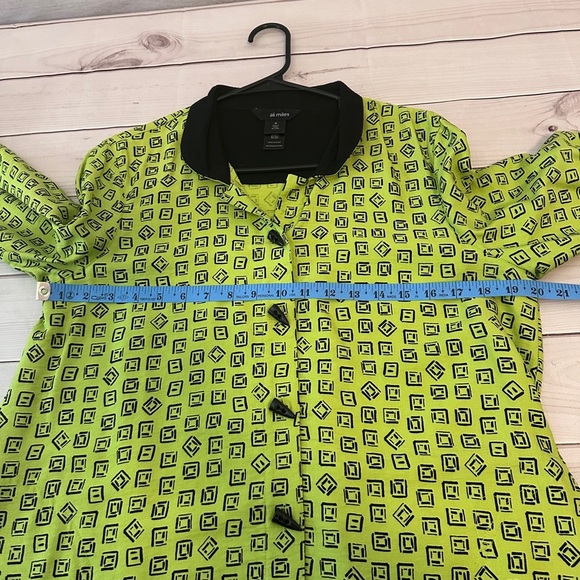 Ali Miles Lime Green Geometric Button-Up Shirt – Size Medium Unique Statement - Picture 5 of 6